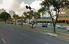Avenida Luis Dumont Villares
