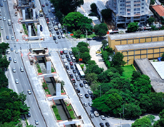 Avenida Jornalista Roberto Marinho