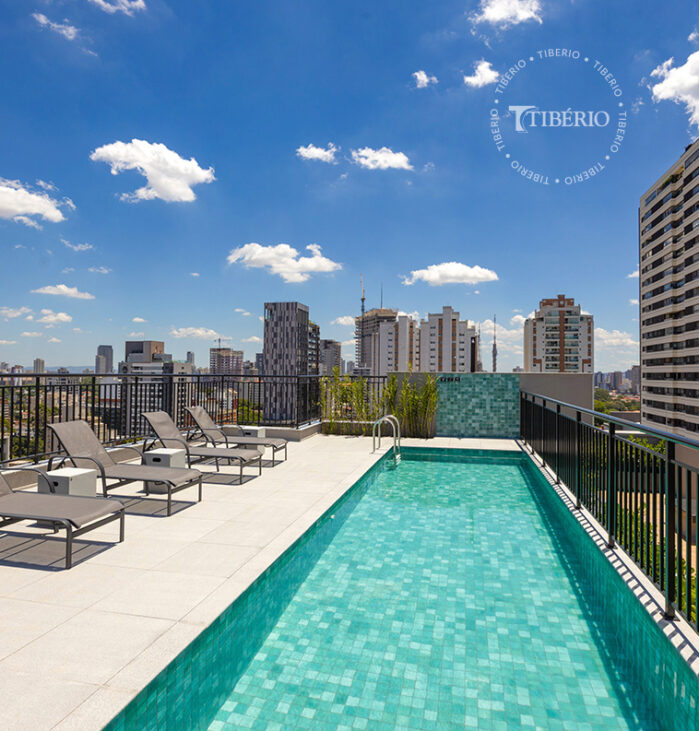 Piscina, Solarium e Deck <br>Uso residencial.