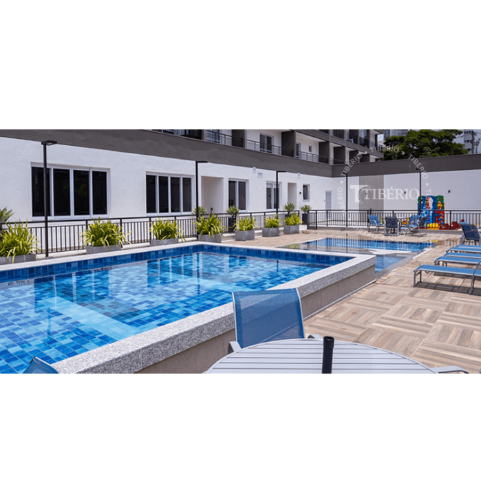 Piscinas com Deck Molhado e Solarium <br>Uso residencial.
