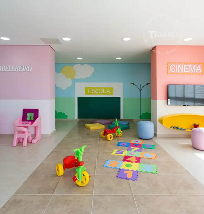 Brinquedoteca com mini Cinema <br>Uso residencial.