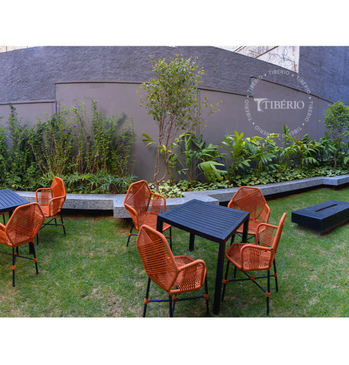 Lounge Externo com Lareira e Espaço Ginástica Air Funcional <br>Uso residencial.