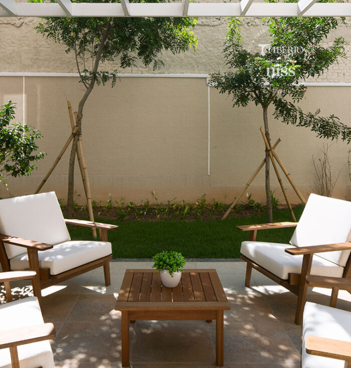 Lounge Externo <br>Uso residencial.